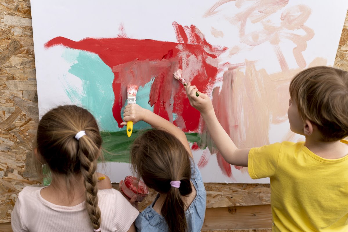 Kunsttherapeutisches Malen für Kinder Kunsttherapeutisches Malen für Kinder, Bild von Freepik