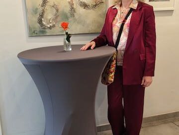 Kunstausstellung der Künstlerin Anne Theisen, Saarlouis, Abstrakte Kunst, Acryl Mischtechnik mit Wachs und Asche